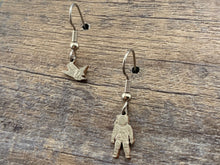 Load image into Gallery viewer, Florida/Ohio Mismatched Space Earrings